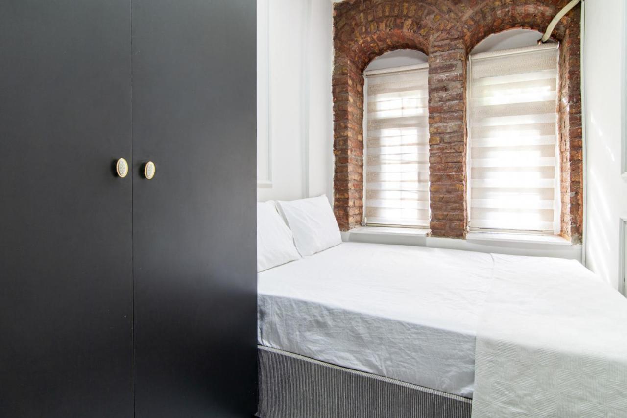 Modern Flat In The Heart Of Beyoglu Apartment Истанбул Екстериор снимка